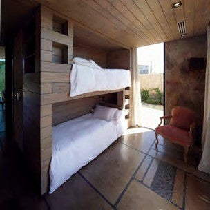 Playa Vik — Double Room in Casa